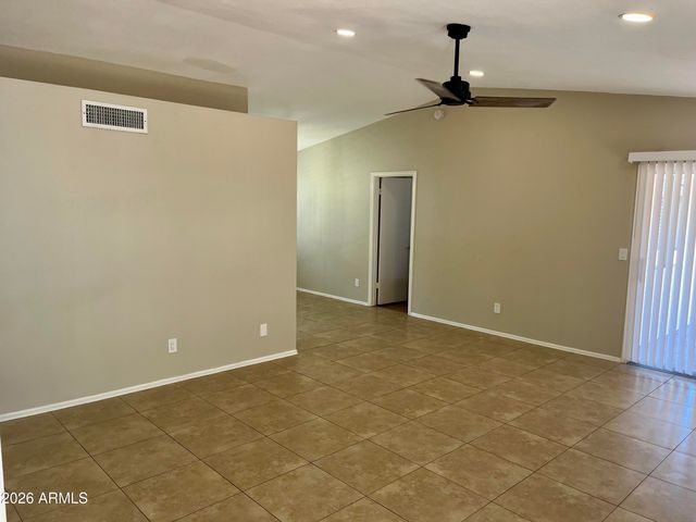 19658 N 48th Avenue, Glendale, AZ 85308