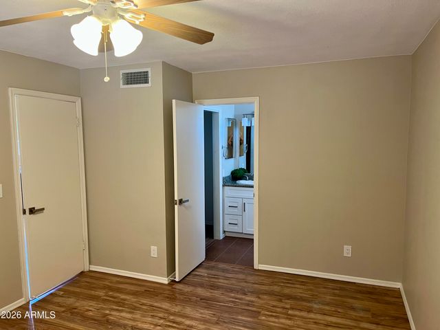 19658 N 48th Avenue, Glendale, AZ 85308