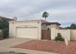 19658 N 48th Avenue, Glendale, AZ 85308