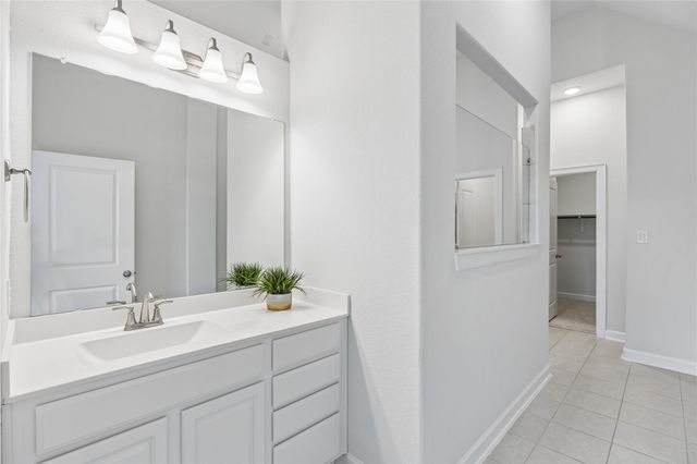298 Wild Pecan LOOP, Buda, TX 78610