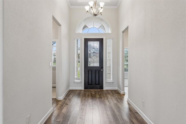 298 Wild Pecan LOOP, Buda, TX 78610