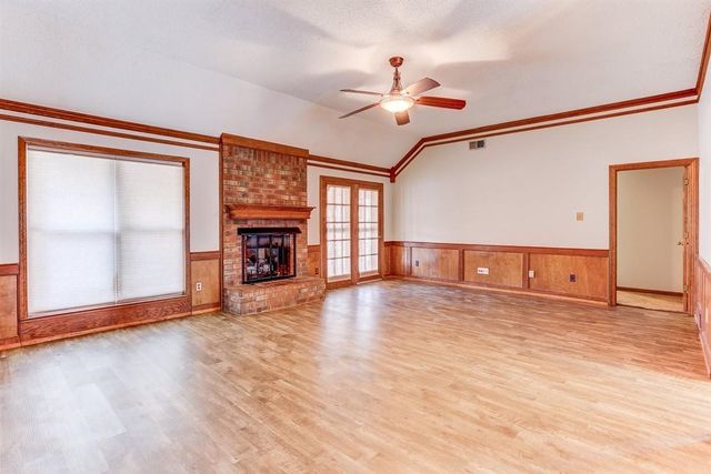 3915 OAK RD, Bartlett, TN 38135