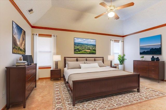 3915 OAK RD, Bartlett, TN 38135