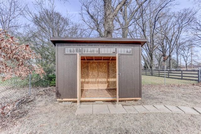 3915 OAK RD, Bartlett, TN 38135