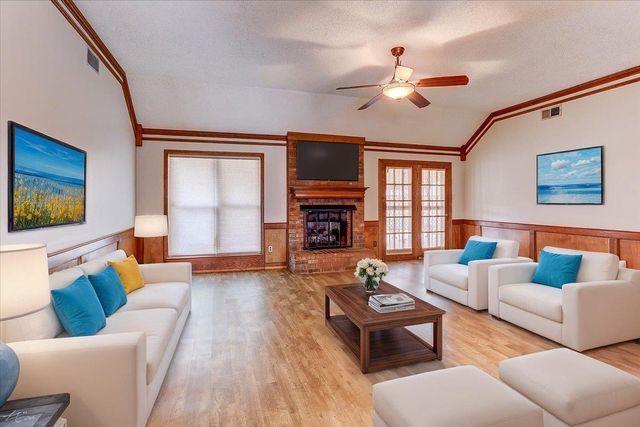 3915 OAK RD, Bartlett, TN 38135