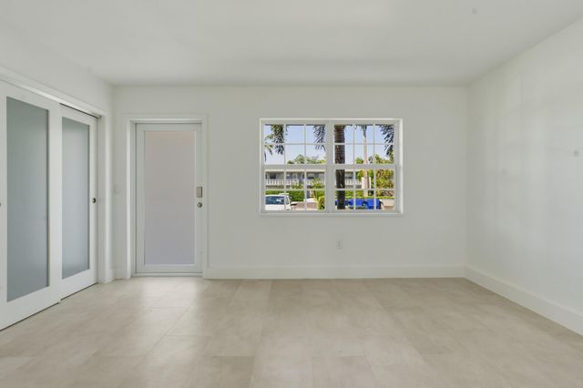 700 Pine Drive 105, Pompano Beach, FL 33060