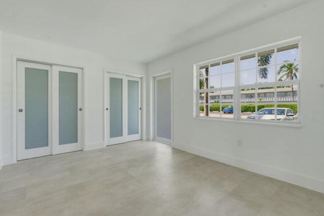 700 Pine Drive 105, Pompano Beach, FL 33060