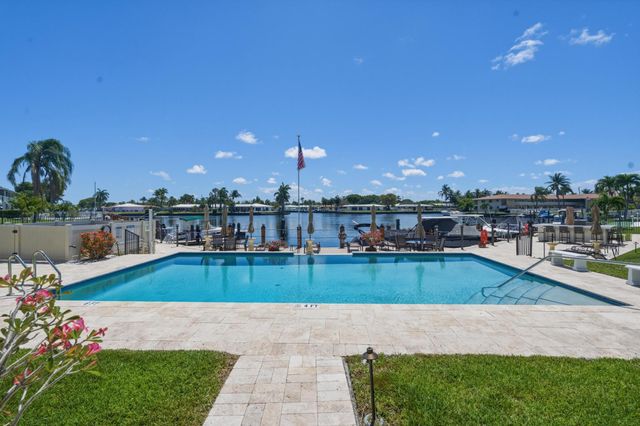 700 Pine Drive 105, Pompano Beach, FL 33060