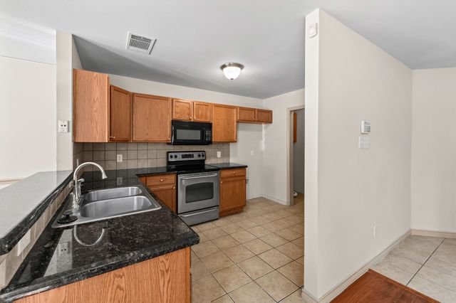 12626 Bay Avenue, Euless, TX 76040