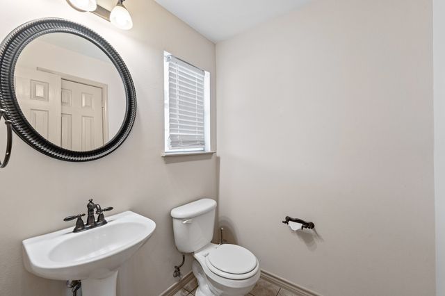 12626 Bay Avenue, Euless, TX 76040