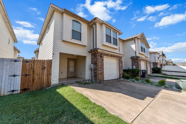 12626 Bay Avenue, Euless, TX 76040