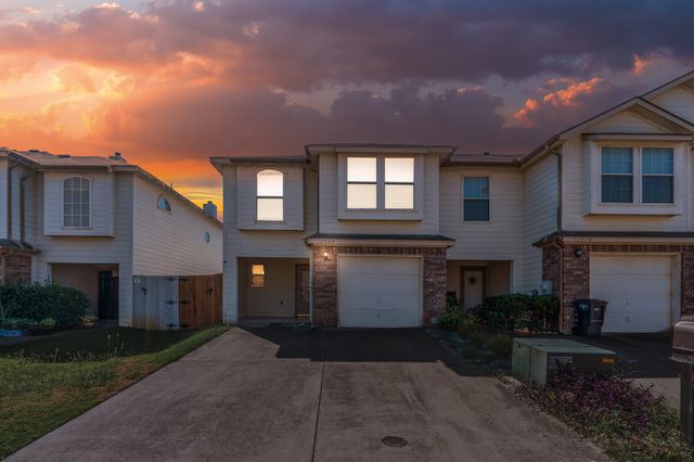 12626 Bay Avenue, Euless, TX 76040