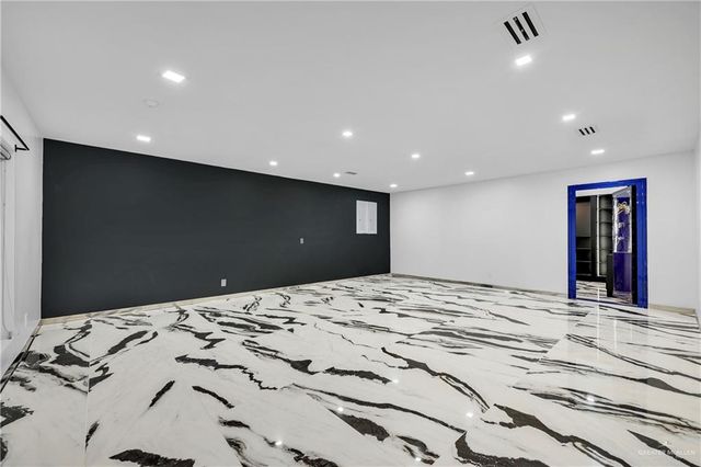 3317 Kent Lane, Mcallen, TX 78503