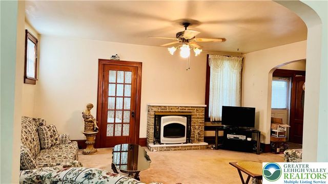 820 Philadelphia Road, Easton, PA 18042