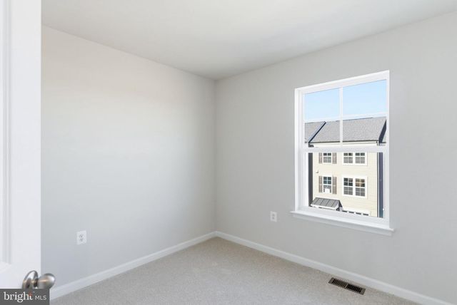 201 MONTEITH DR, Winchester, VA 22601