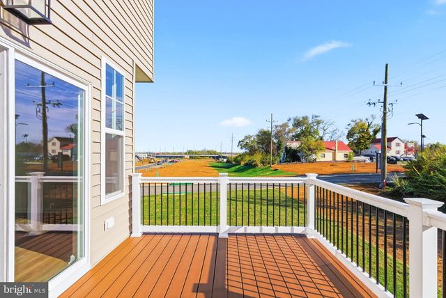 201 MONTEITH DR, Winchester, VA 22601