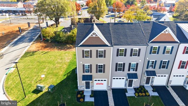 201 MONTEITH DR, Winchester, VA 22601