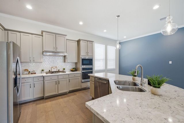 10616 Centre Shadows Drive, Houston, TX 77043