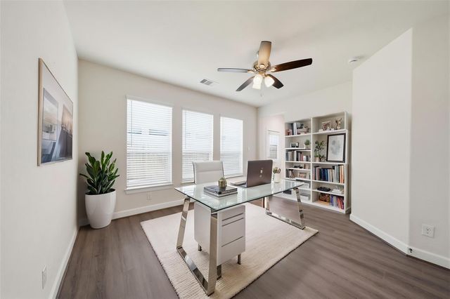 10616 Centre Shadows Drive, Houston, TX 77043