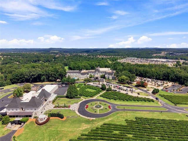 2202 Crimson King Drive, Braselton, GA 30517