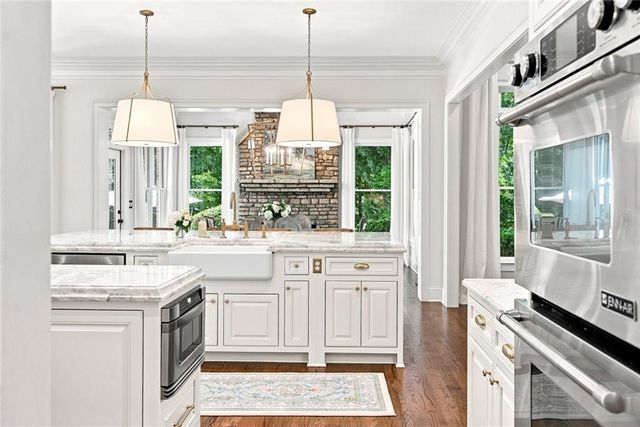 2202 Crimson King Drive, Braselton, GA 30517