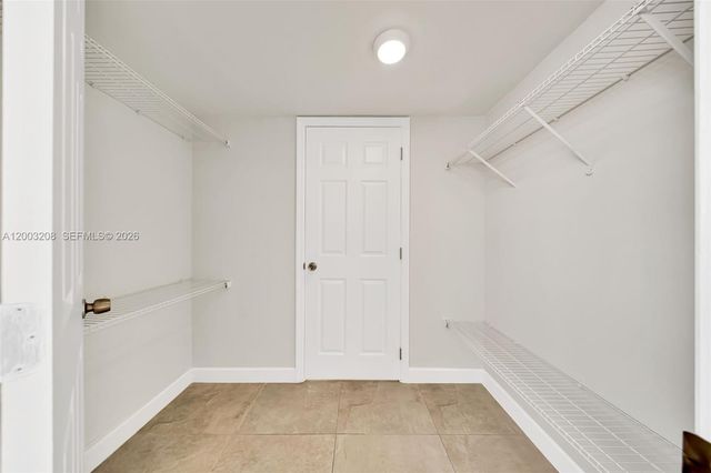 2610 W 76th St 106, Hialeah, FL 33016