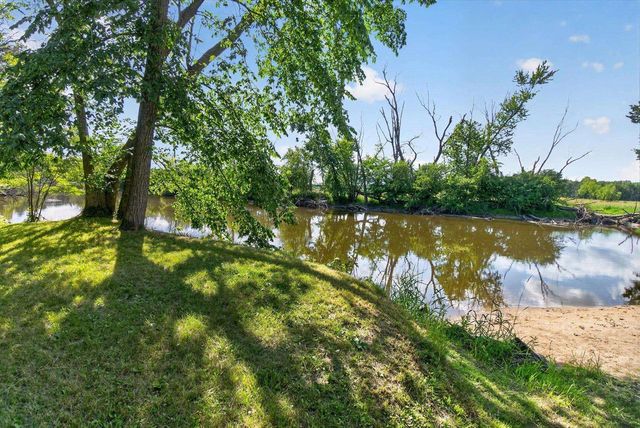 N5475 County Road T Road, Princeton, WI 54968