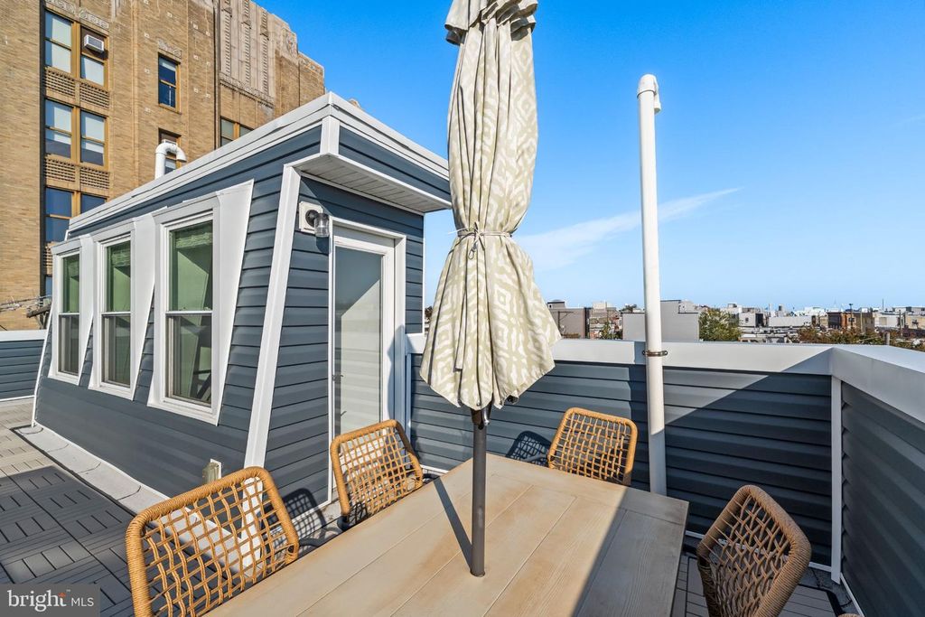 Image 39 of property listing at 806 DUDLEY ST, Philadelphia, PA 19148