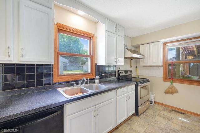 1066 Beatrice Street, Eagan, MN 55121