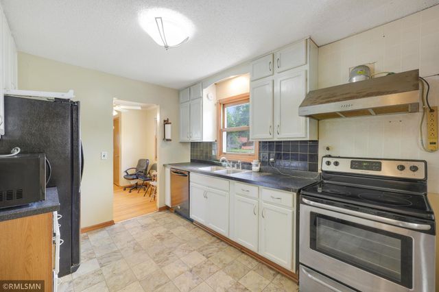 1066 Beatrice Street, Eagan, MN 55121