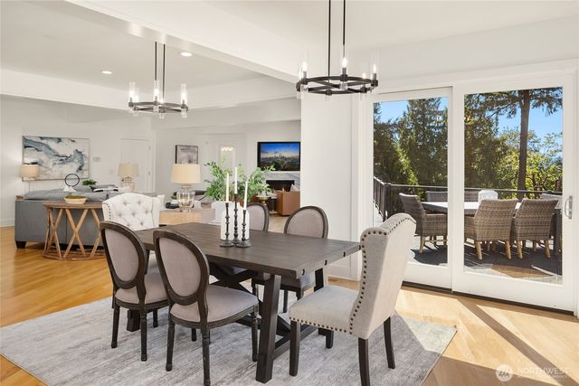 8430 SE 53rd Place, Mercer Island, WA 98040