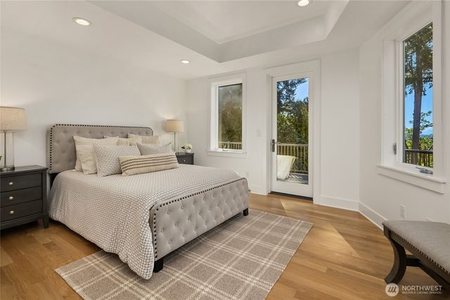8430 SE 53rd Place, Mercer Island, WA 98040