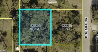 7822 Bogart DR, North Fort Myers, FL 33917