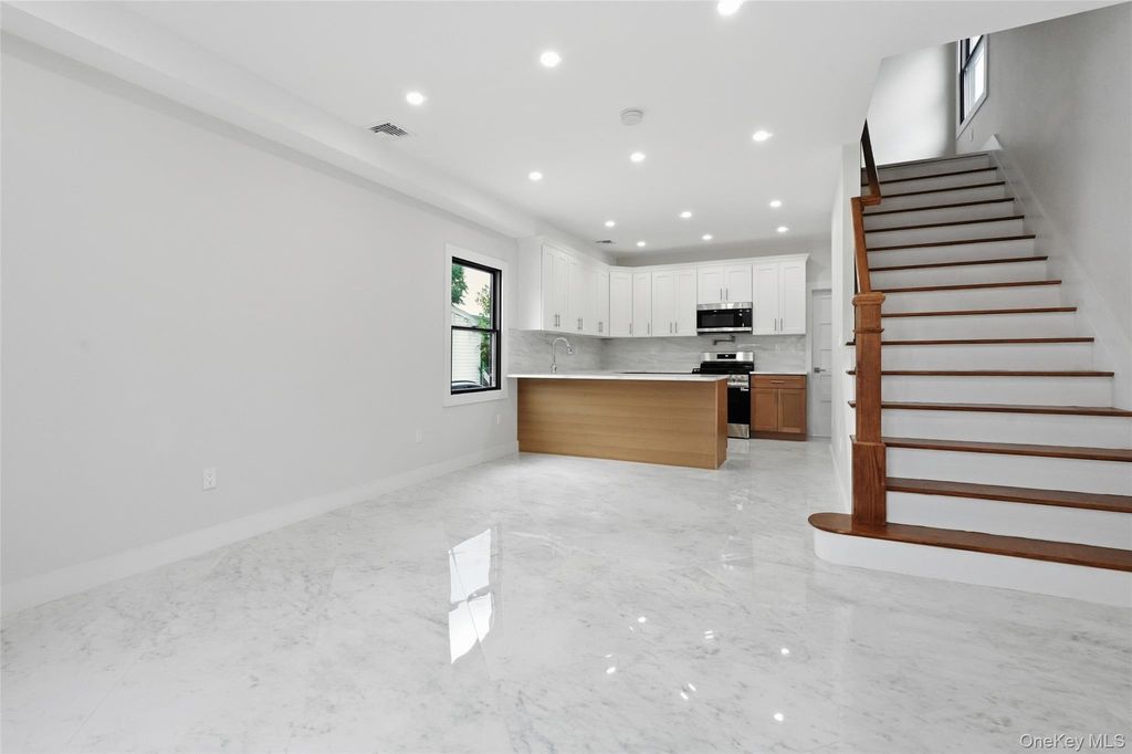23 Doherty Avenue, Elmont, NY 11003 — photo 3