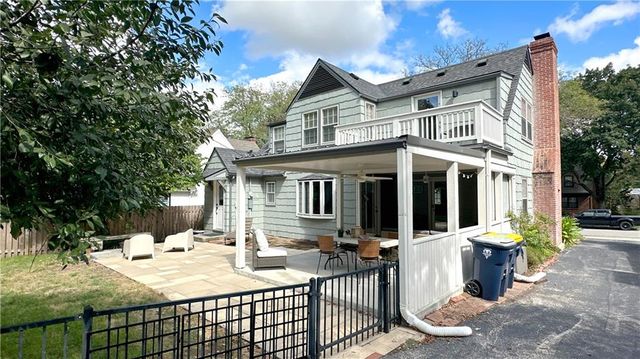 6848 Locust Street, Kansas City, MO 64131