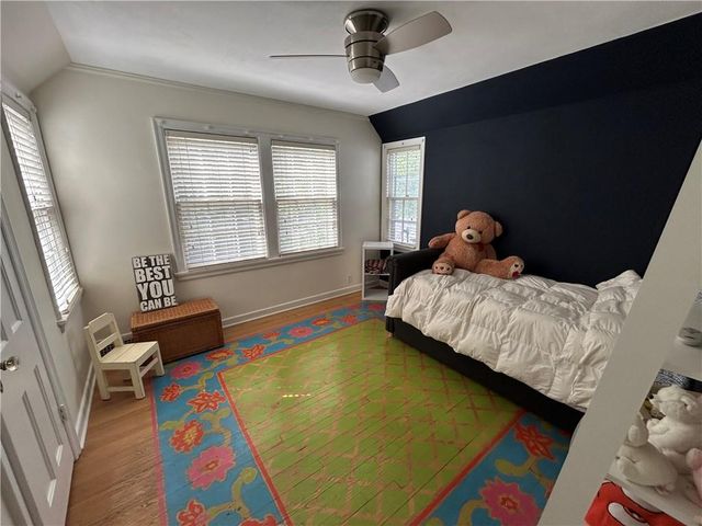 6848 Locust Street, Kansas City, MO 64131