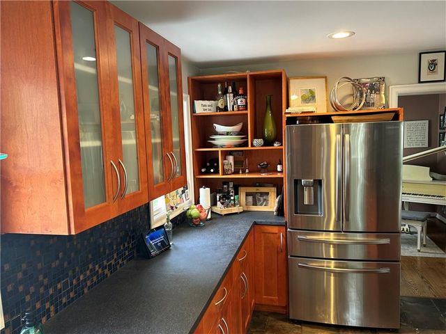6848 Locust Street, Kansas City, MO 64131