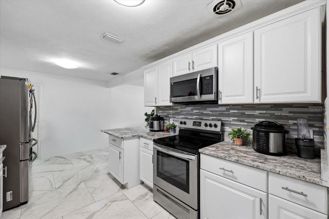 1009 S 70TH STREET, Tampa, FL 33619