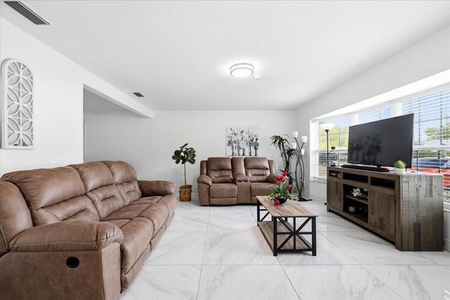 1009 S 70TH STREET, Tampa, FL 33619