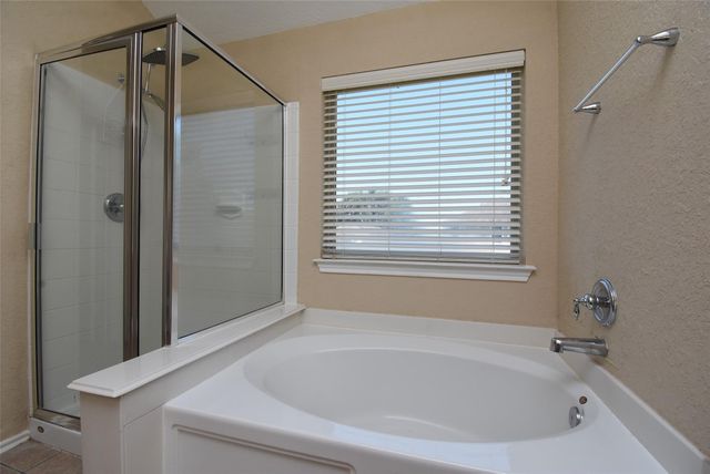 11215 Overland Trail Dr, Richmond, TX 77406