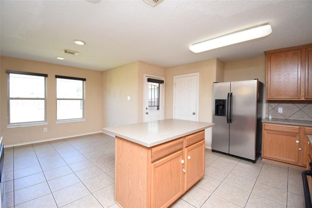 11215 Overland Trail Dr, Richmond, TX 77406