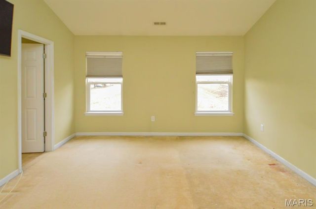 6838 Hampshire Court, Maryville, IL 62062