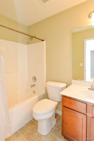 6838 Hampshire Court, Maryville, IL 62062