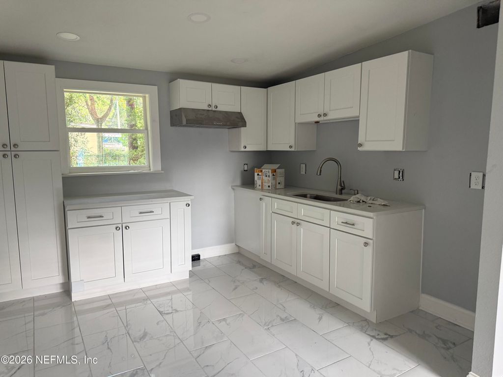 3421 ARDISIA Road, Jacksonville, FL 32209