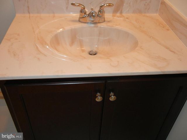 43141 WHELPLEHILL TER, Ashburn, VA 20148