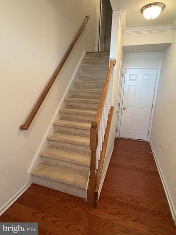 43141 WHELPLEHILL TER, Ashburn, VA 20148