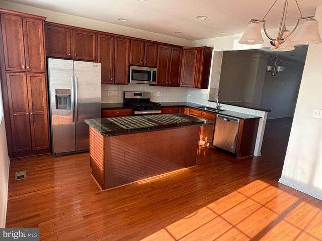 43141 WHELPLEHILL TER, Ashburn, VA 20148