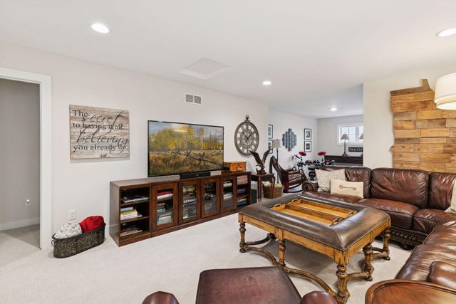 5264 217th Street W, Farmington, MN 55024