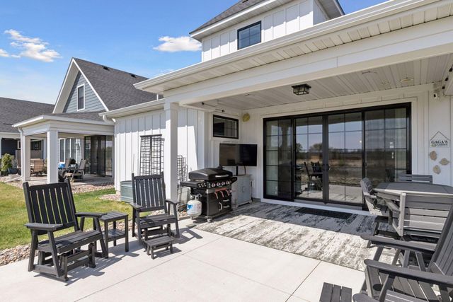 5264 217th Street W, Farmington, MN 55024