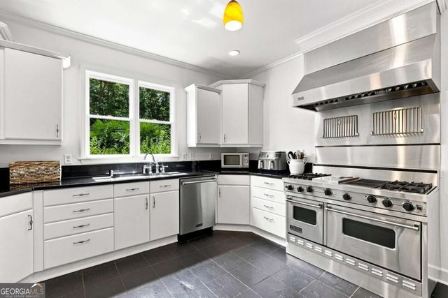 209 Brighten Court, Alpharetta, GA 30004